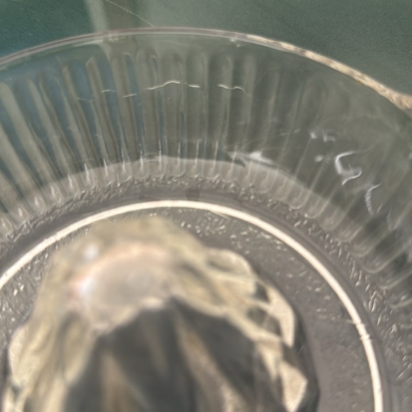 Vintage Clear Glass Citrus Reamer Juice Squeezer - Picture 5 of 6